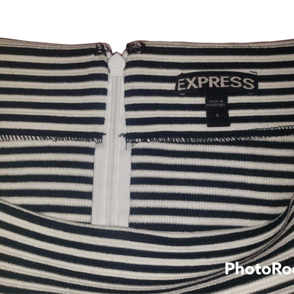 Express striped skirt (size 4) - Picture 4 of 6